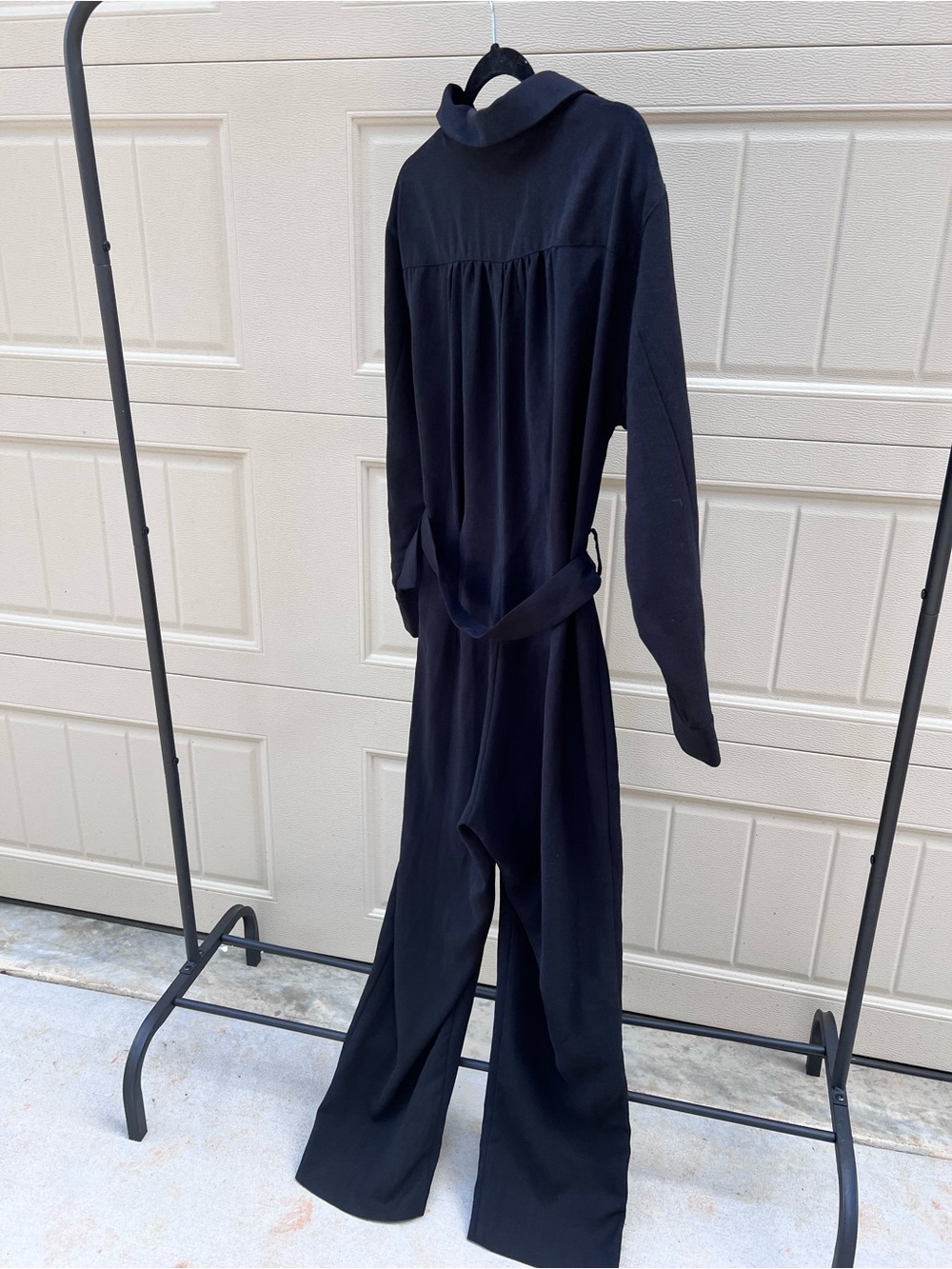 Classic Zara Black Long-Sleeve Belted Jumpsuit - Picture 8 of 9